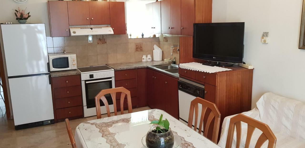 كالامباكا Family Apartment Meteora المظهر الخارجي الصورة